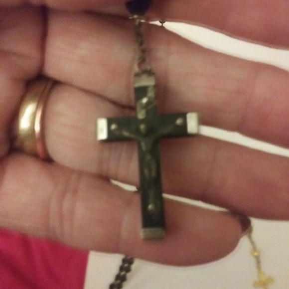 J384 Rosary Lot One Black and one Goldtone - Picture 4 of 9